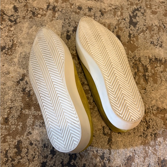 COCLICO Olive Green Flats - Picture 10 of 11